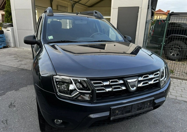 Dacia Duster cena 38900 przebieg: 179000, rok produkcji 2016 z Karlino małe 529